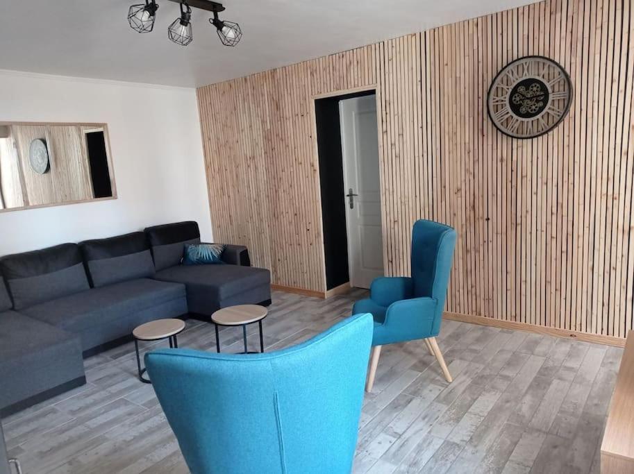 Maison De Campagne Avec Cour Sees Bagian luar foto